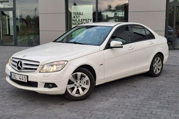 MERCEDES-BENZ Klasa C z 2010 roku
