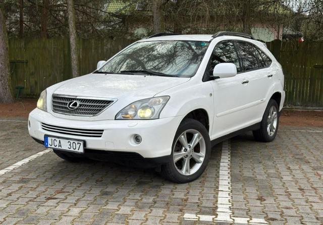 lexus